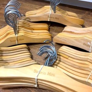 Baby woden hangers